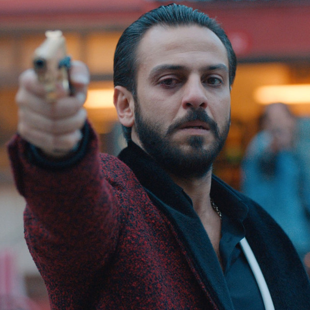 Vartolu'ya Yılın En İyi Erkek Dizi Oyuncusu ödülü!