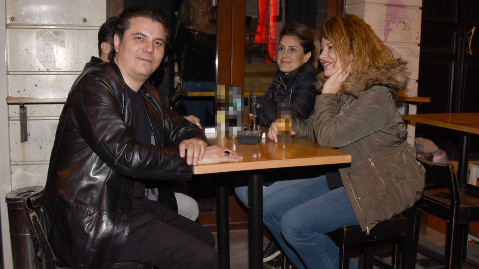 Eşiyle İstanbul gecelerinde