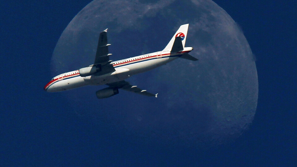 Çin'i sallayan iddia: Uçuş ekibi grup seks yaparken görüntülendi!