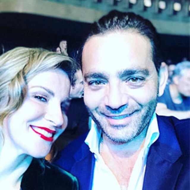 Rum Lider Anastasiadis'in kızı ve damadı da modaya uydu