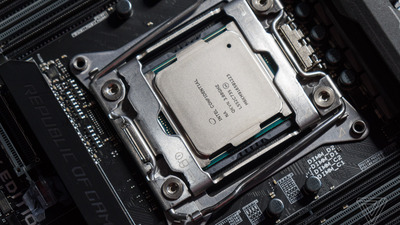 Bu aygıt 20 milyon şarkı ve 20 bin HD film saklayabiliyor!