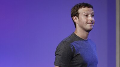 Zuckerberg fazla mesaide: Skandal yüzünden gece gündüz çalışıyor!