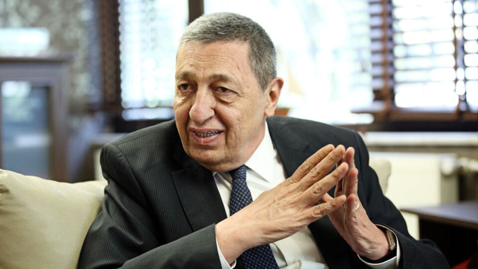 Deniz Bölükbaşı kimdir?