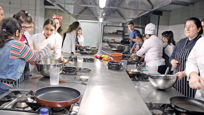 Down'lı çocukların mutfak hünerleri