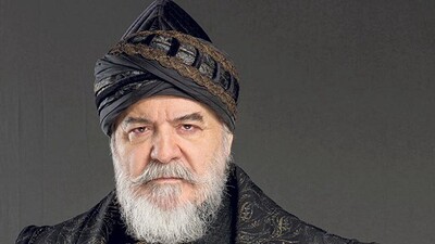 Çetin Tekindor kimdir?