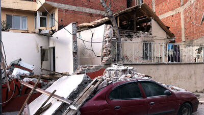 Havaya uçan ev harabeye döndü! Yoldan geçen Elif hayatını kaybetti