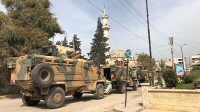 Afrin'de 18 terörist halk tarafından TSK'ya teslim edildi
