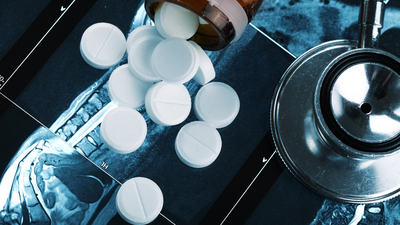 Devlet ilaca 25 milyar lira ödedi