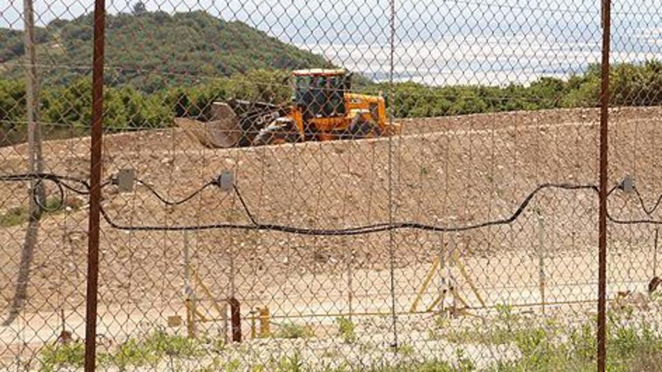 İsrail, Gazze'nin doğu sınırına yeni dikenli teller örüyor