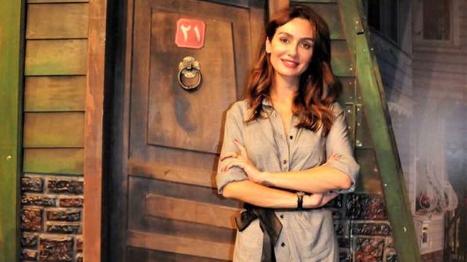 Birce Akalay kimdir?