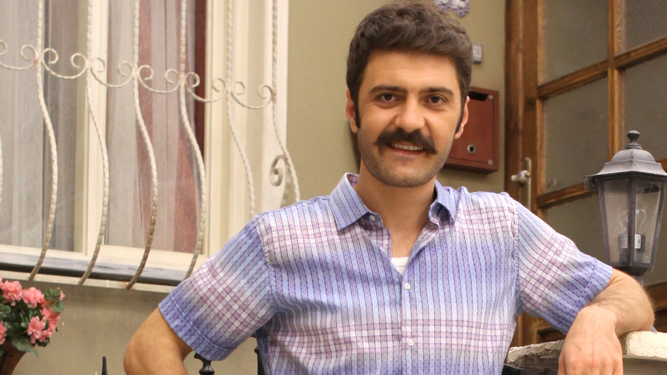 "Babam kafama tuğla fırlattı"