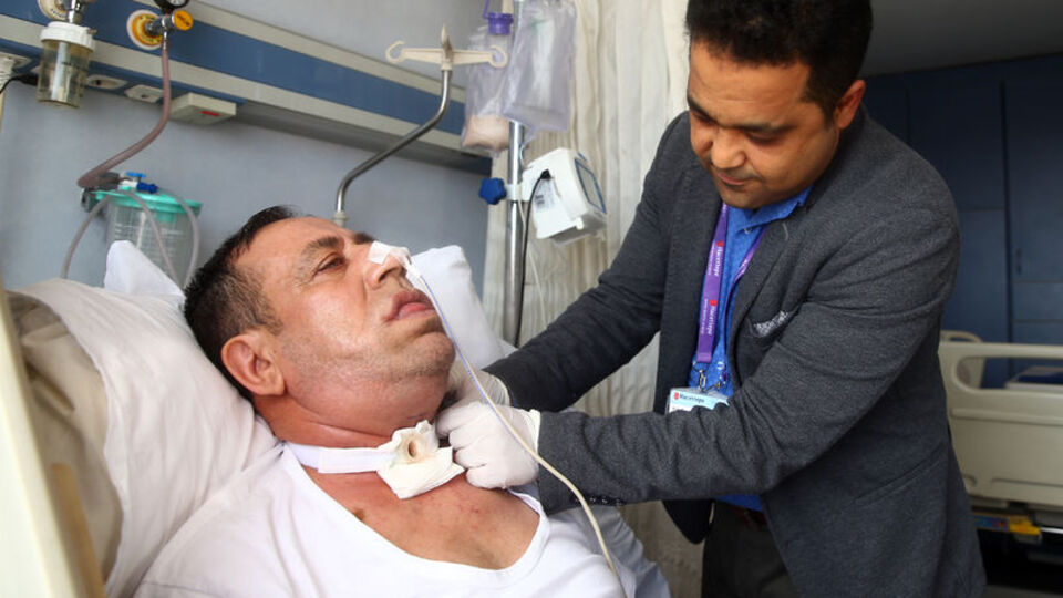 Türkiye'de ilk, dünyada ise 8'inci oldu! Gırtlak kanserinde "robotik cerrahi" ilk kez Türkiye'de...