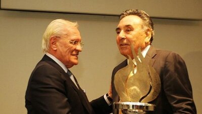 4 soruda Türkiye'nin en büyük medya grubu olmaya hazırlanan Demirören Holding