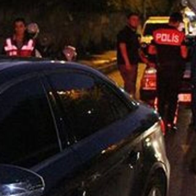 Başkentte eğlence mekanlarına polis operasyonu