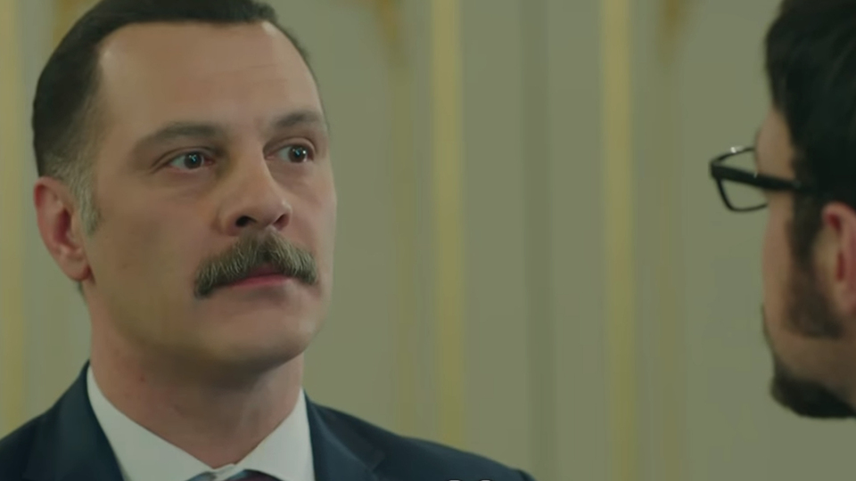 Muzaffer oğlunun yaşadığını öğreniyor