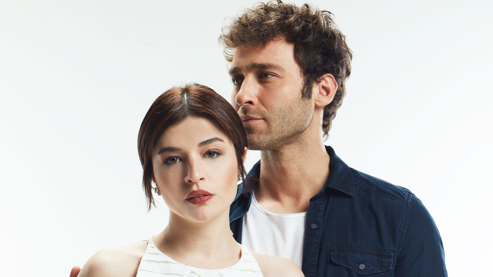 Gonca Vuslateri ve Seçkin Özdemir, Tehlikeli Karım'da buluştu!