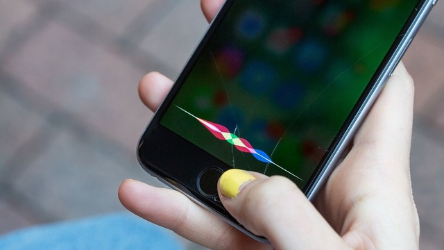 Özel mesajları okuyor! Apple'dan açıklama geldi