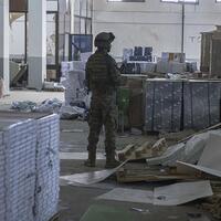 Mehmetçik Afrin'de terör örgütünün karargahını buldu