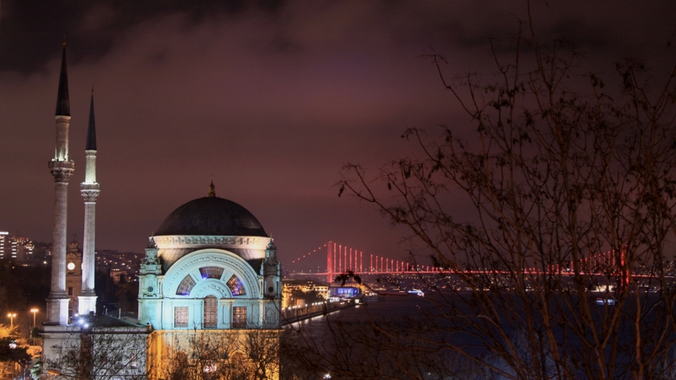 Işıklar daha güzel bir dünya için 1 saat kapatılacak!