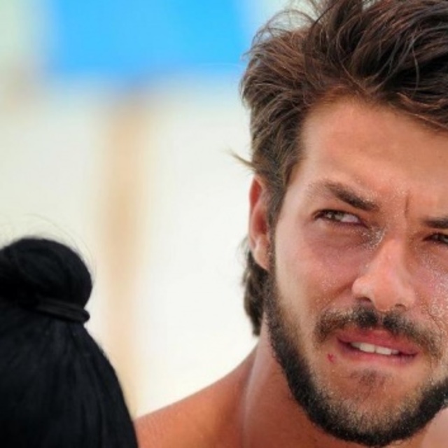 Hilmi Cem İntepe kimdir?