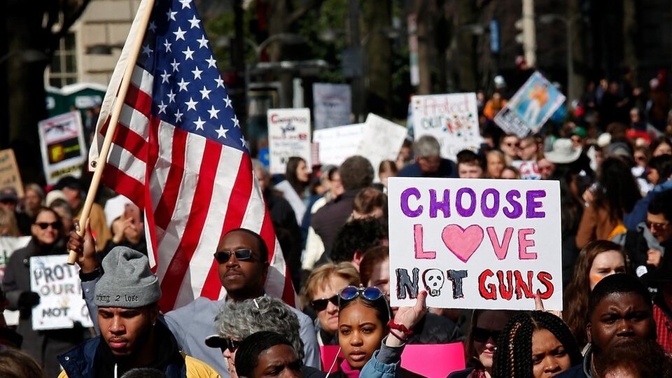 ABD'de on binlerce kişi bireysel silahlanmaya karşı meydanlarda