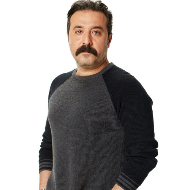 Mustafa Üstündağ kimdir?