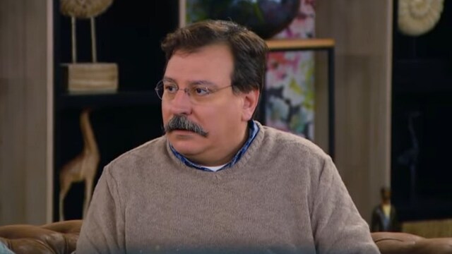Tuna eski eşine borç para veriyor