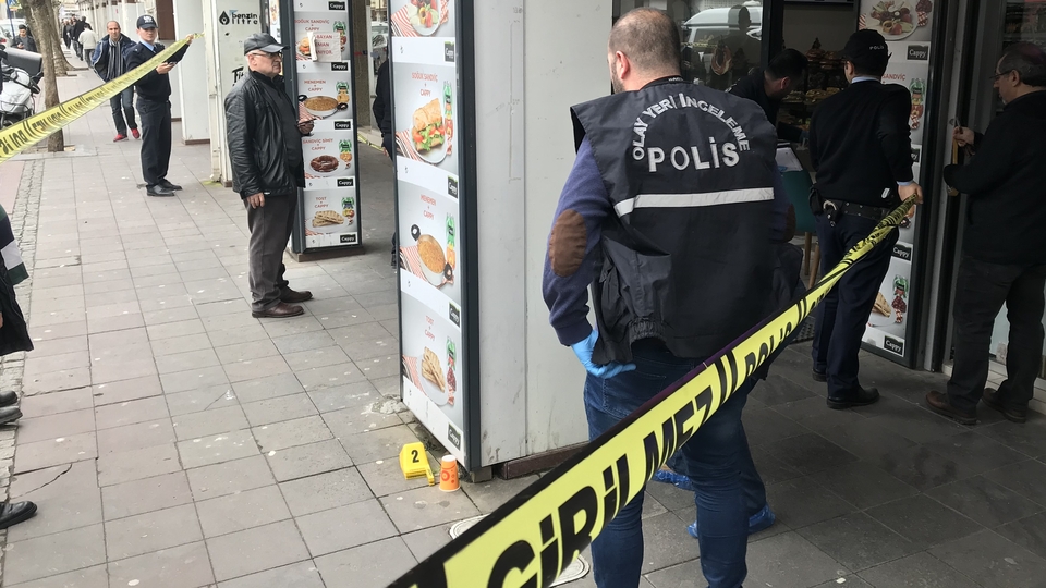 Beşiktaş Levent'te silahlı saldırı: 2 yaralı