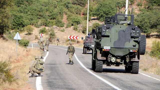 Pülümür Vadisi'nde teröristlerle çatışma!