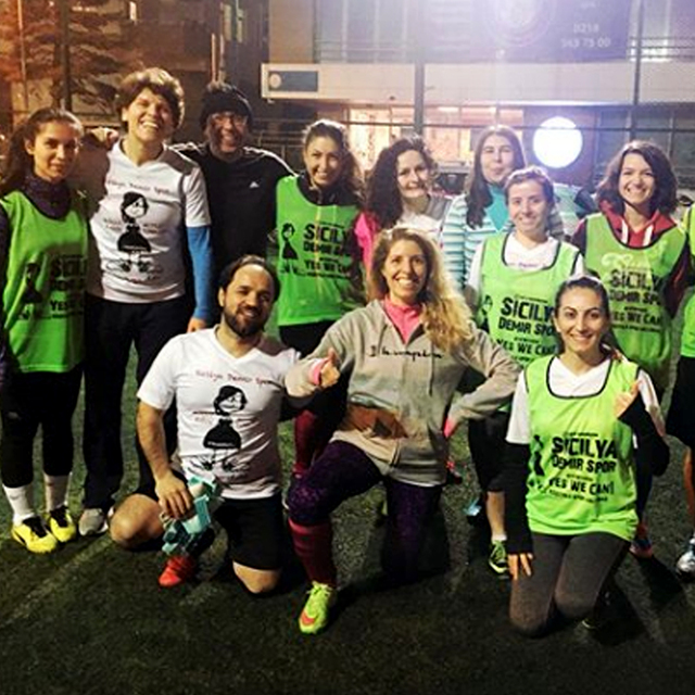 Sicilya Demir Spor: Kadın-erkek birlikte, 'iyi futbol' peşinde