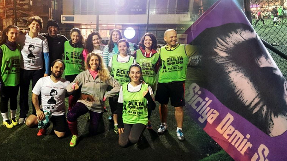 Sicilya Demir Spor: Kadın-erkek birlikte, 'iyi futbol' peşinde