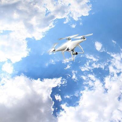 Drone 278 kişinin hayatını riske attı