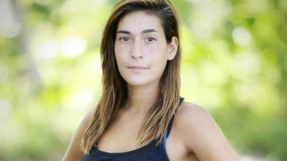 Berna Canbeldek kimdir?