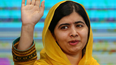 Taliban tarafından vurulan Nobel Barış Ödüllü Malala yeniden ülkesinde