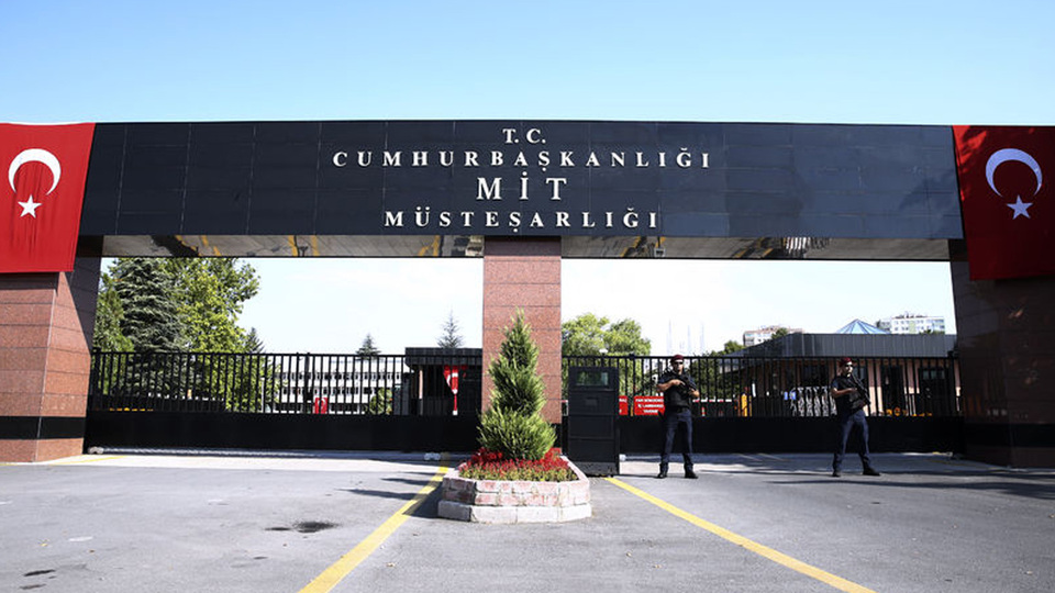 MİT'ten FETÖ'nün Balkan yapılanmasına operasyon! 6 kişi Türkiye'ye getirildi