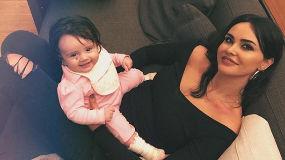 "Annelik tarifi olmayan bir duygu"