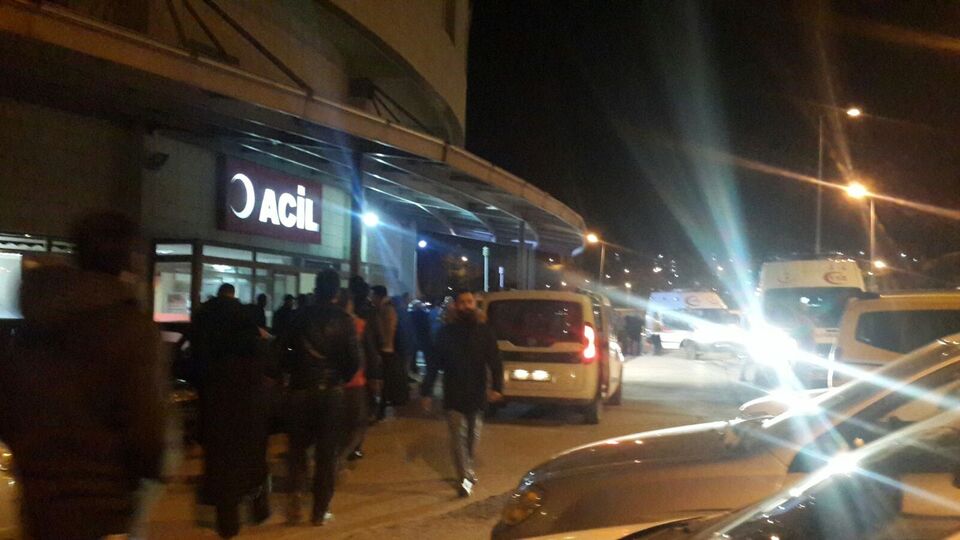 Bayburt'ta iki araç menfez çukuruna düştü: 8 ölü, 4 yaralı