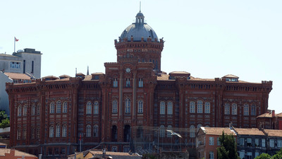 Rum Fener Lisesi'nin binası büyülüyor!