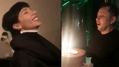 Sürpriz doğum günü kutlaması!