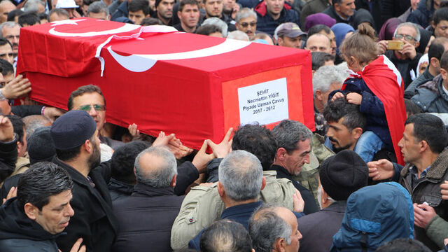 Afrin şehidi son yolculuğuna uğurlandı