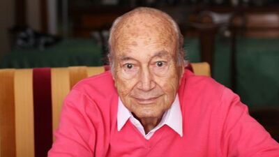 Hıfzı Topuz: O kadın annem değil