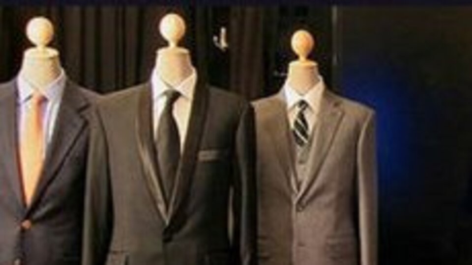 Takım elbisesine iddiaya girmek!