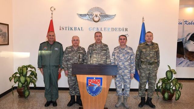 Org. Akar ile komutanlar Hatay ve İskenderun'da