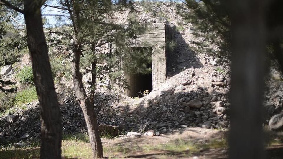Afrin'de teröristlere ait yeni tüneller bulundu