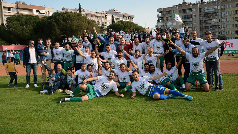 Manisa BŞB 2. Lig'e yükseldi