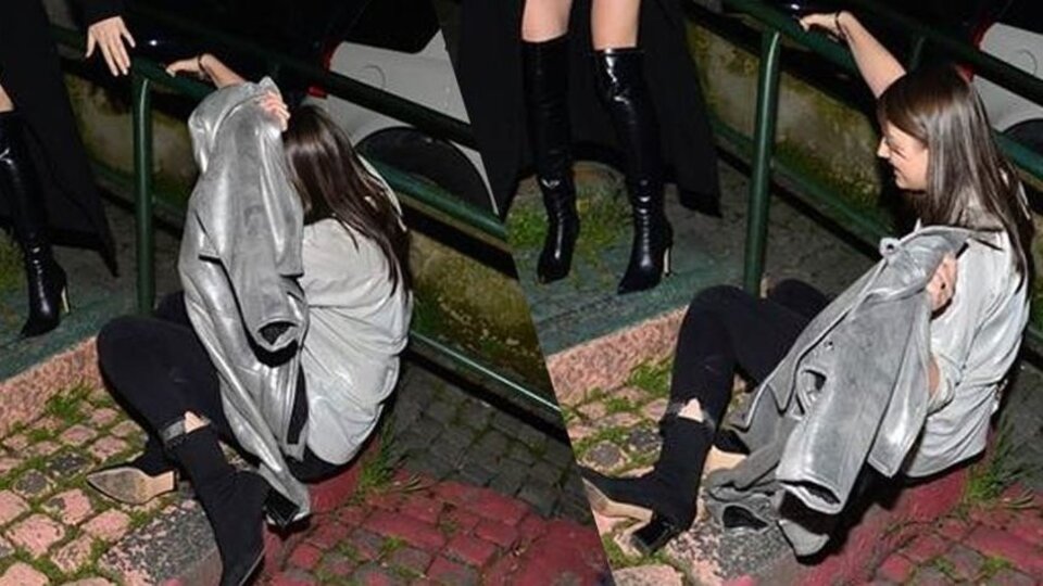 Kraliçe yere kapaklandı! Ayakta duramadı...