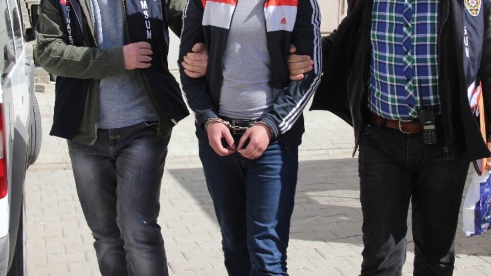 Kız arkadaşına baktı diye askerden gelen genci öldürdü!