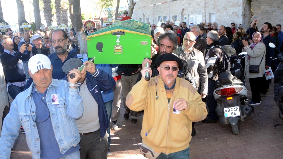 Ülkü Tamer gözyaşlarıyla sonsuzluğa uğurlandı