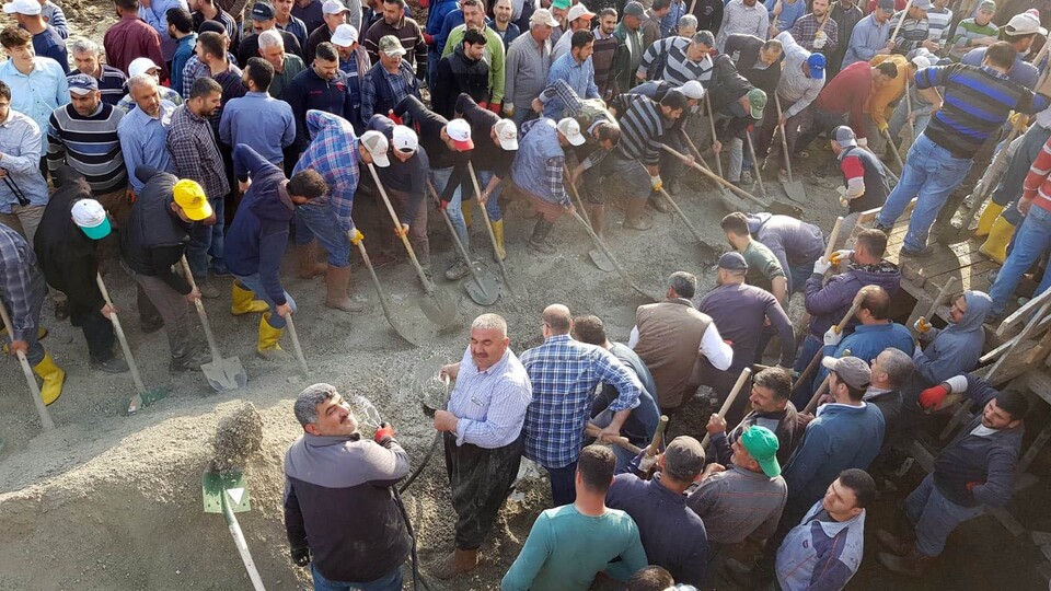 Küçük bir tadilat işiydi! Yüzlerce kişi oraya akın etti!