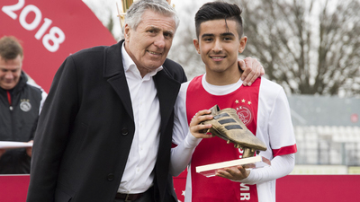 Hollanda bu Türk'ü konuşuyor!